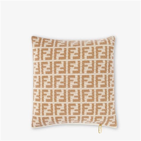 fendi クッション|Fendi roma cushions.